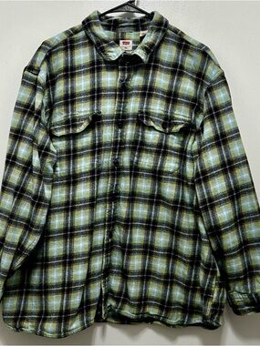 Levi's Green Black Plaid Button-Down Shirt